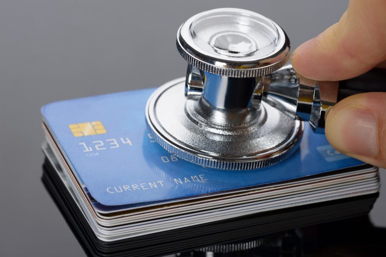 Câmara dos Deputados Promove Debate sobre Relação entre Usuários e Planos de Saúde